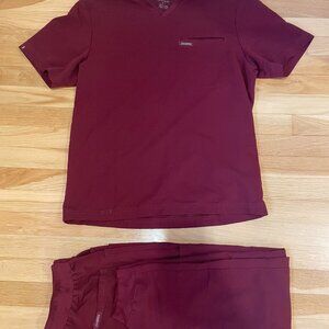 Jaanuu Men's Medium maroon scrub set